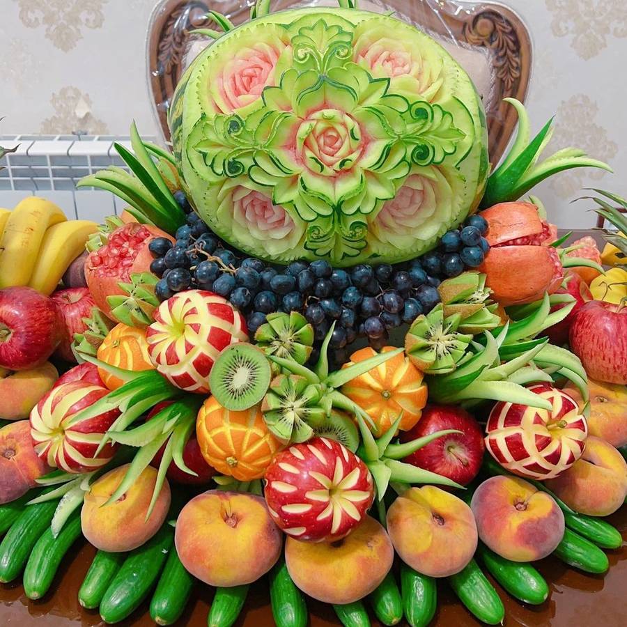  تزیین میوه شب یلدا در سینی 
