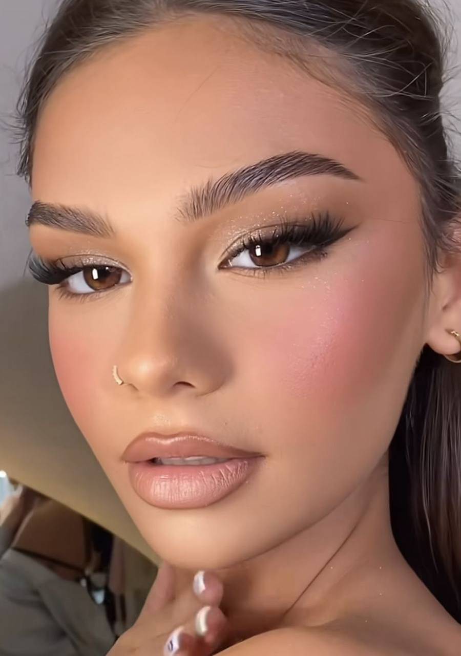 مدل میکاپ زنانه نود زیبا