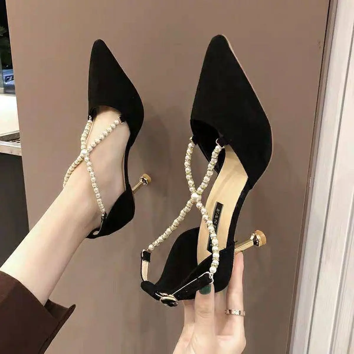 مدل کفش پاشنه بلند ساده جذاب