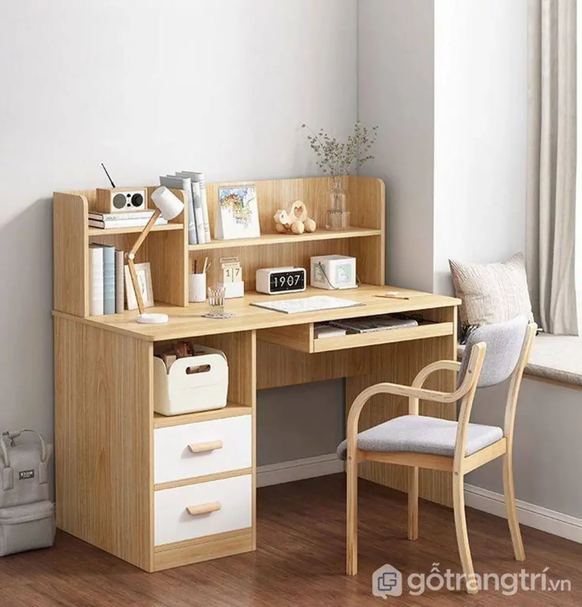 مدل میز تحریر مینیمال بچه گانه