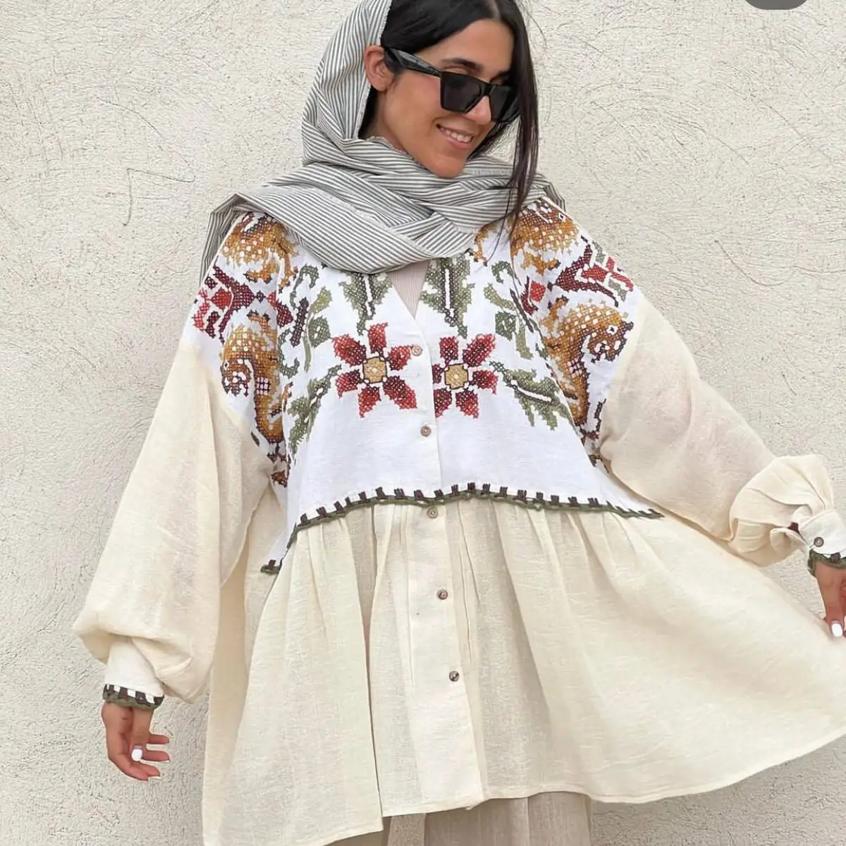  مانتو با پارچه سوزن دوزی تابستانه 