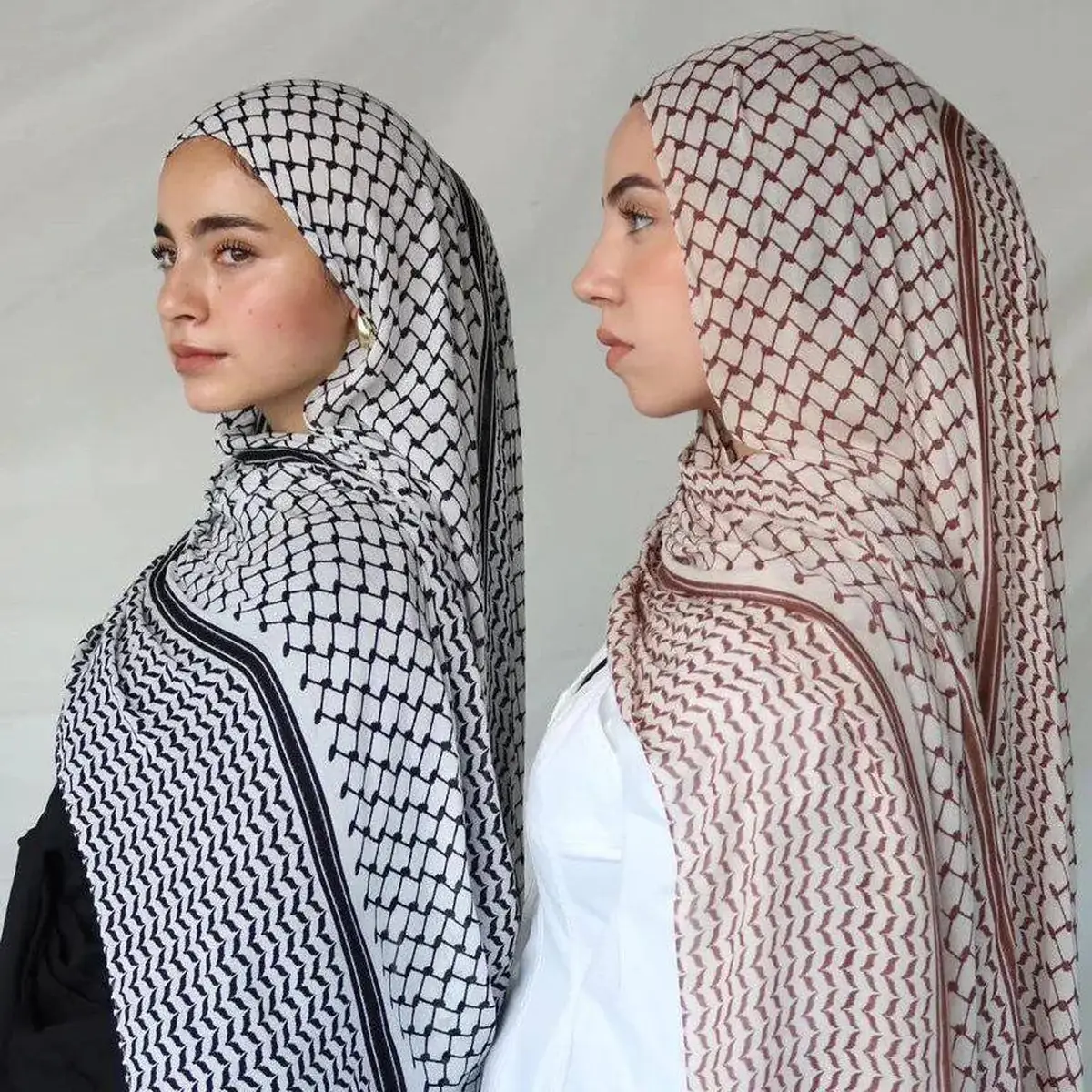 شال سفید مشکی زنانه