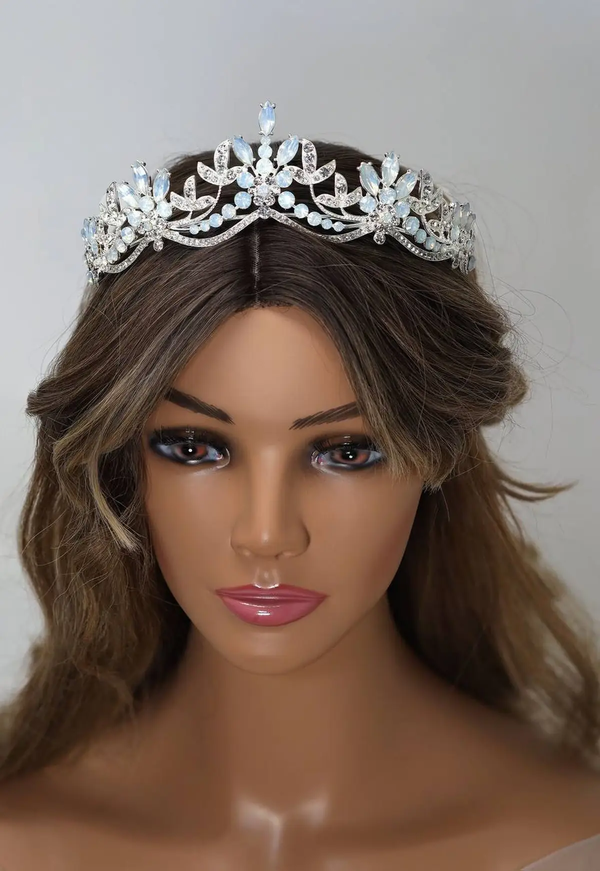 تاج سر کریستالی خارجی
