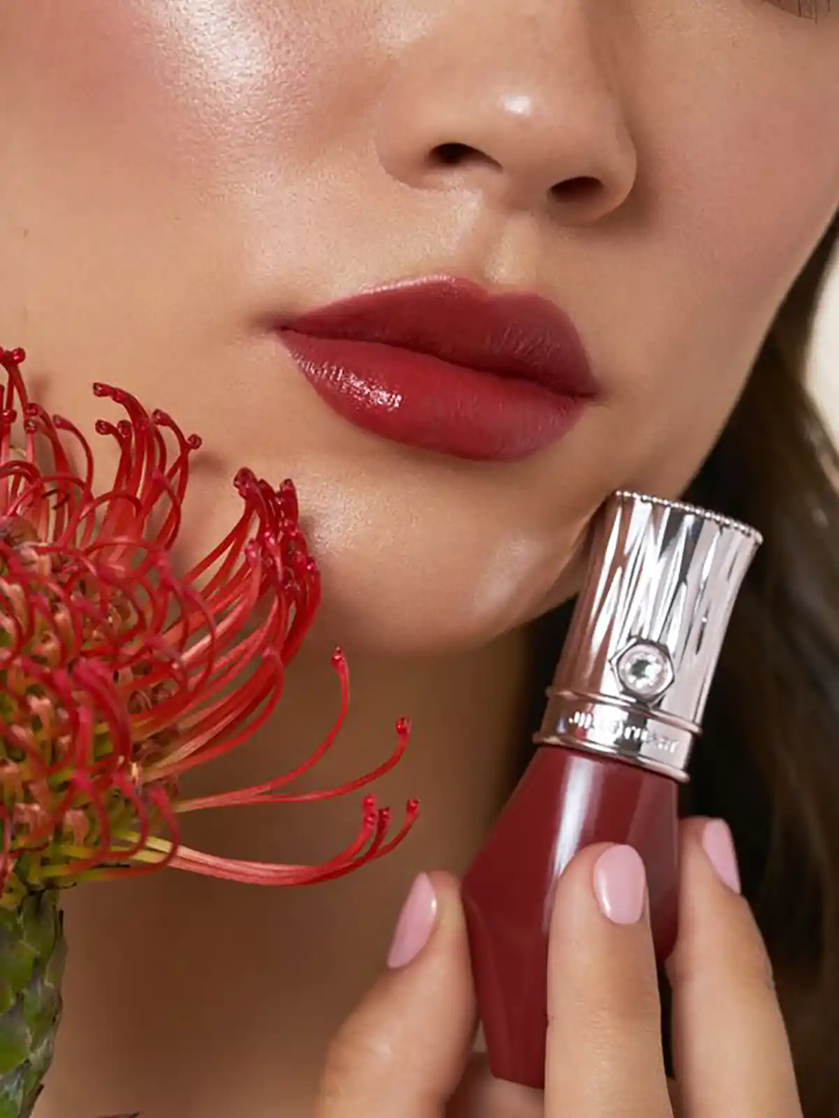 رژ لب رنگ لب طبیعی 