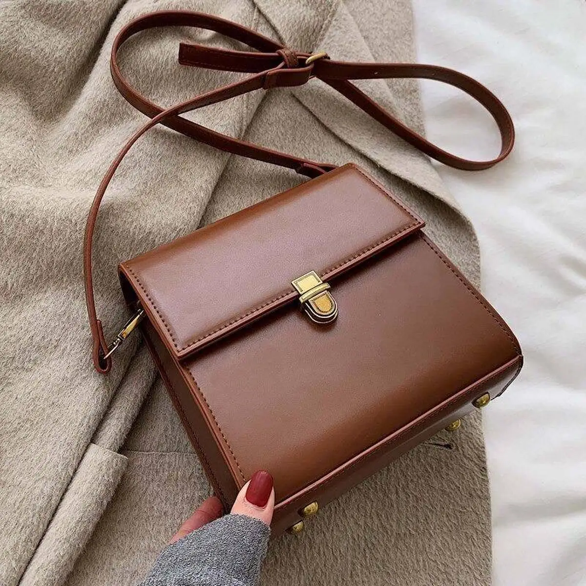 کیف چرم قهوه ای زنانه جذاب