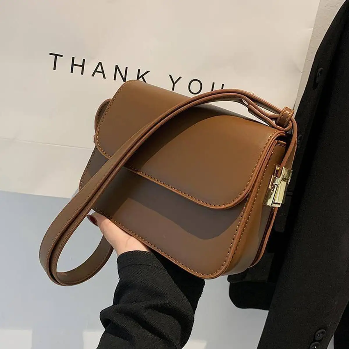 کیف چرمی دوشی زنانه
