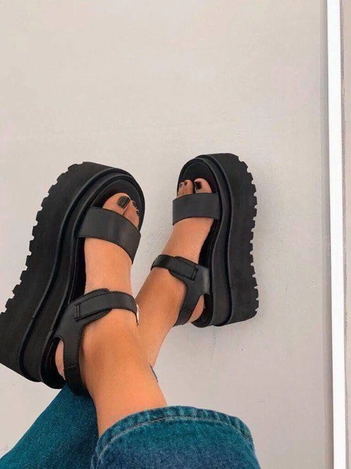 کفش تابستانی دخترانه بچه گانه 