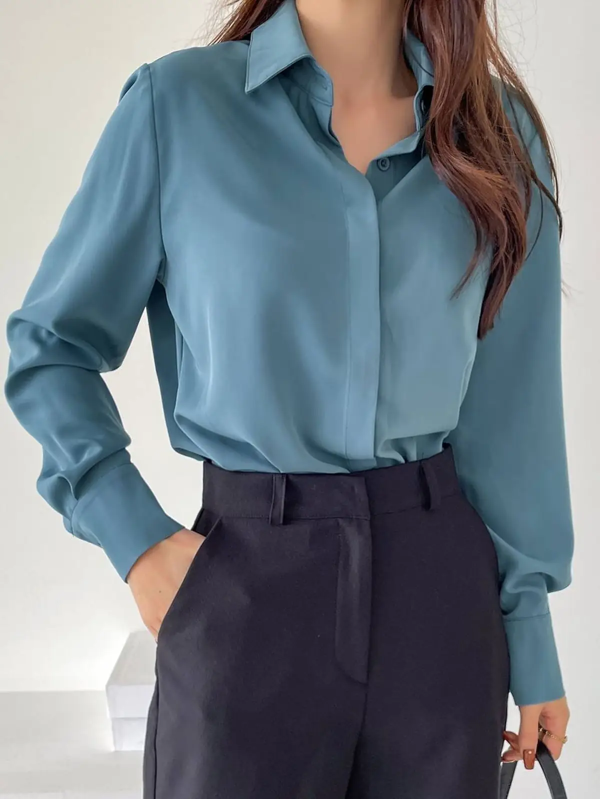 شومیز ابی کمرنگ 