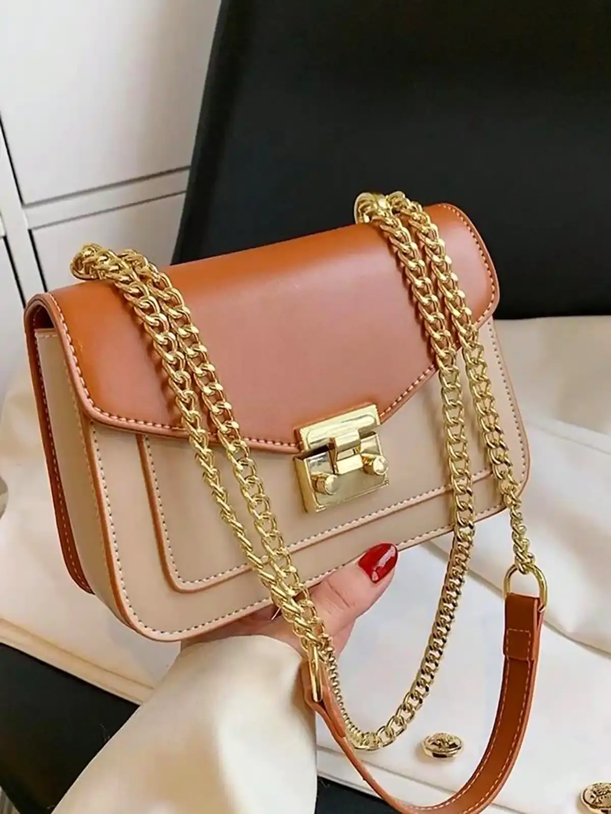 کیف دوشی زنانه