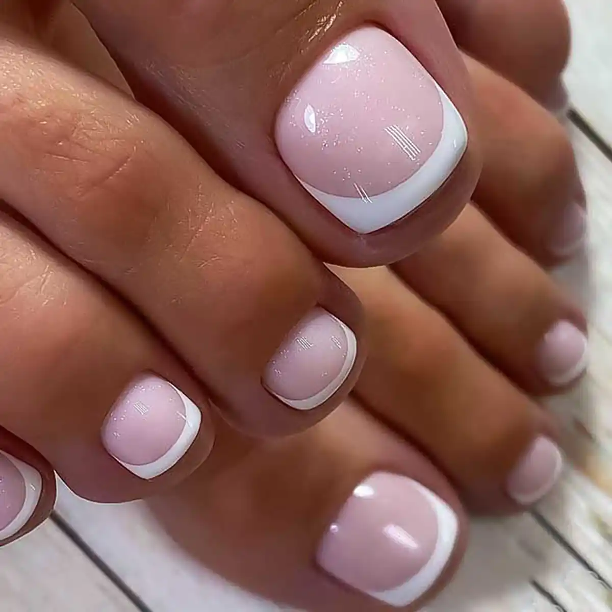طراحی ناخن پا ساده 