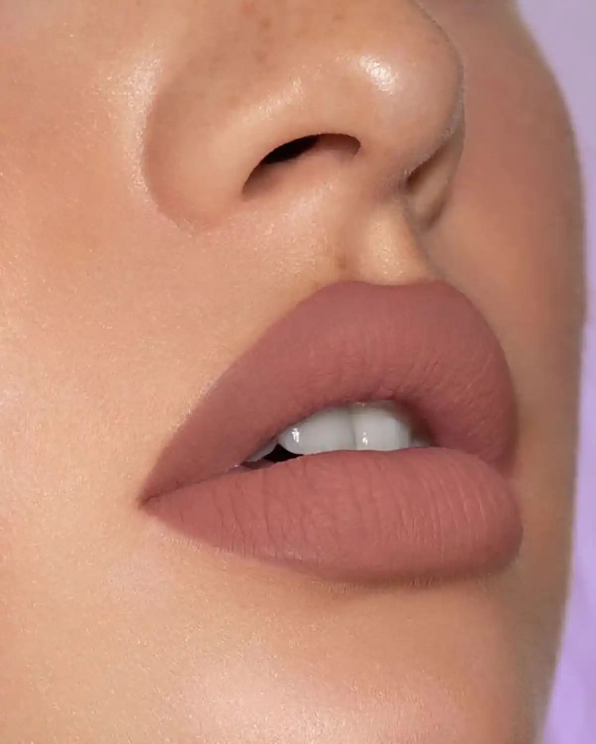 رنگ رژ لب برای پوست گندمی 