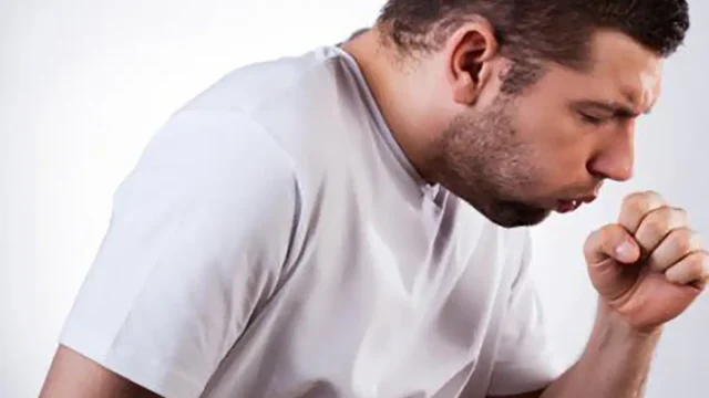 بهترین قرص برای سرفه خشک + درمان‌های خانگی