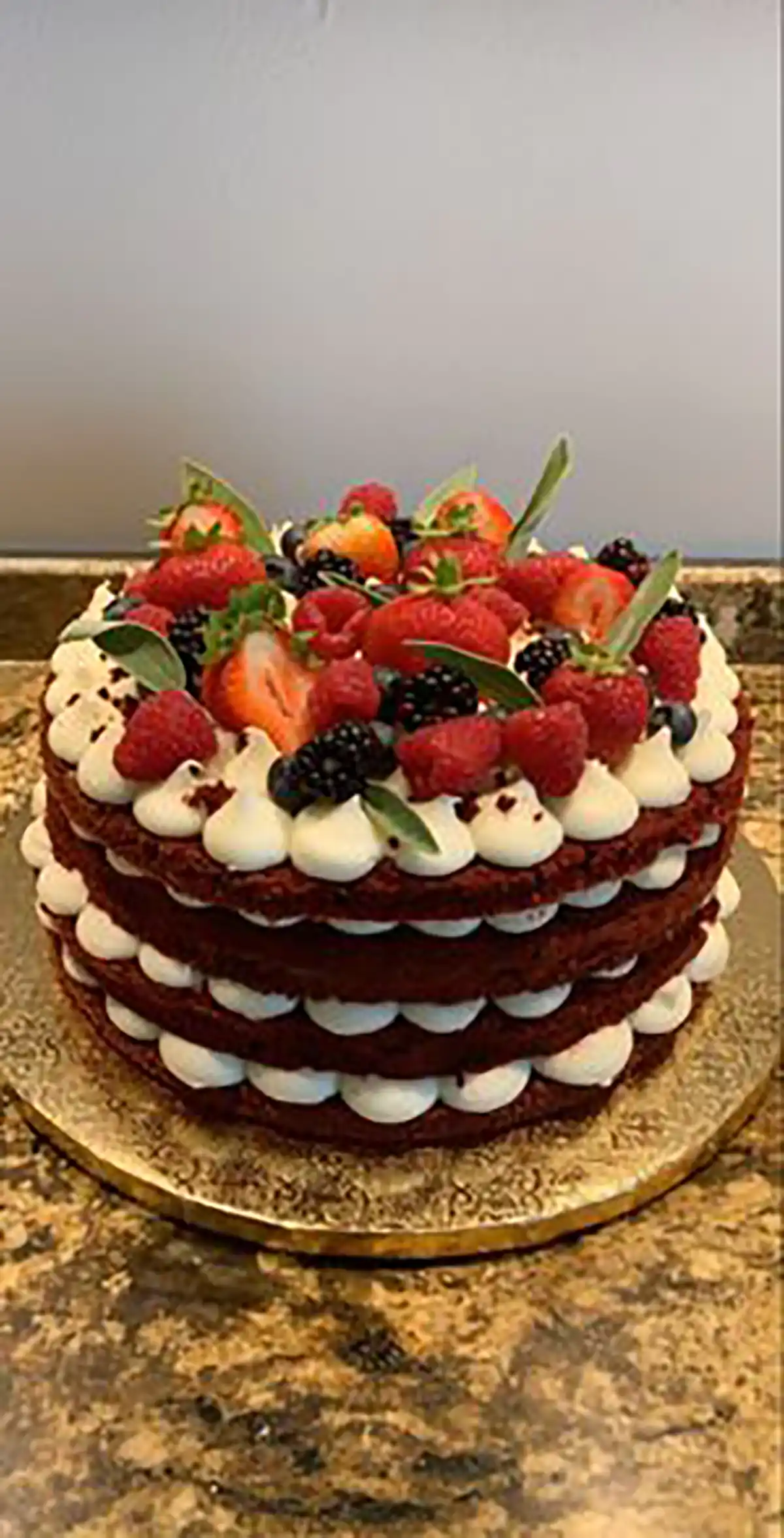 تزیین کیک میوه ای راحت