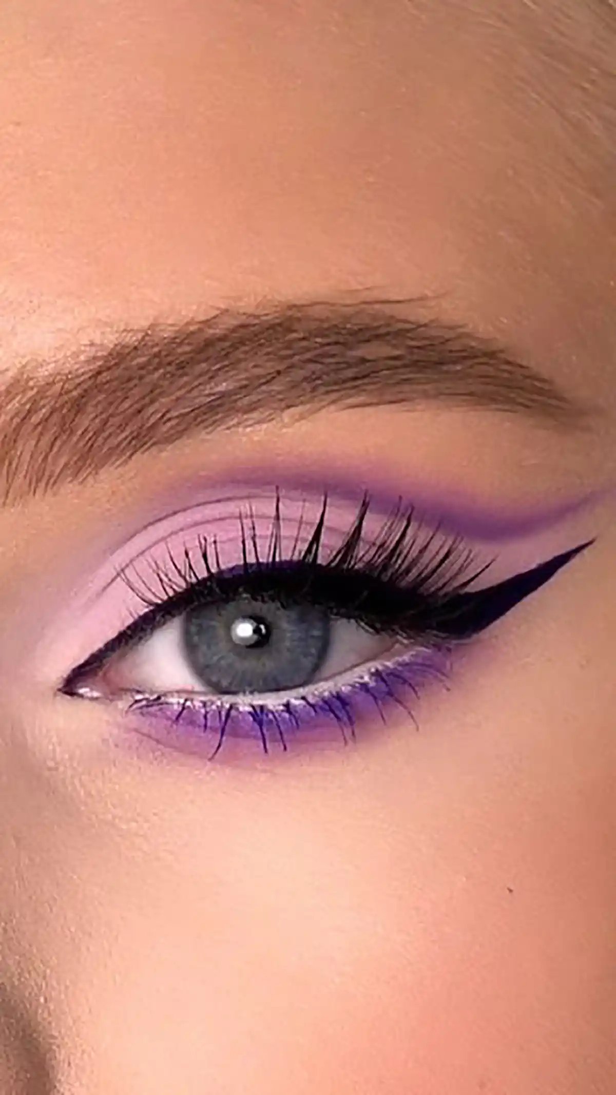 سایه چشم مجلسی زنانه ساده