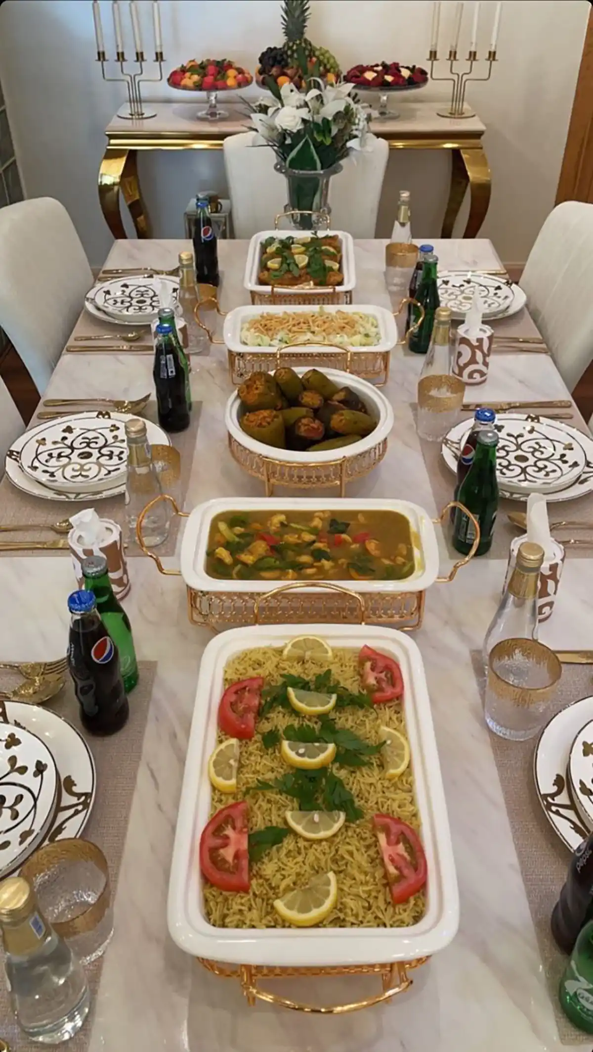 تزیین میز غذا 2024