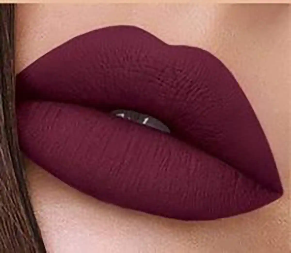 رنگ رژ لب کالباسی
