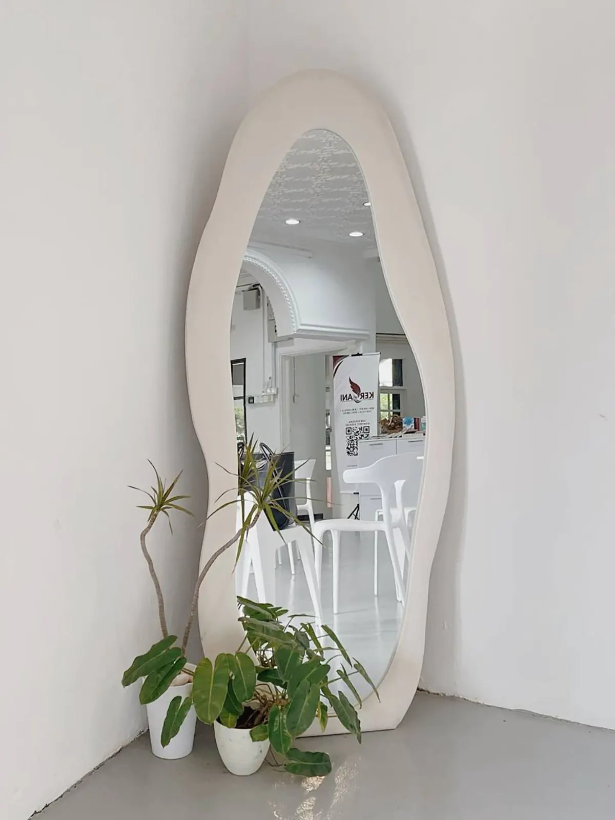 آینه قدی چوبی