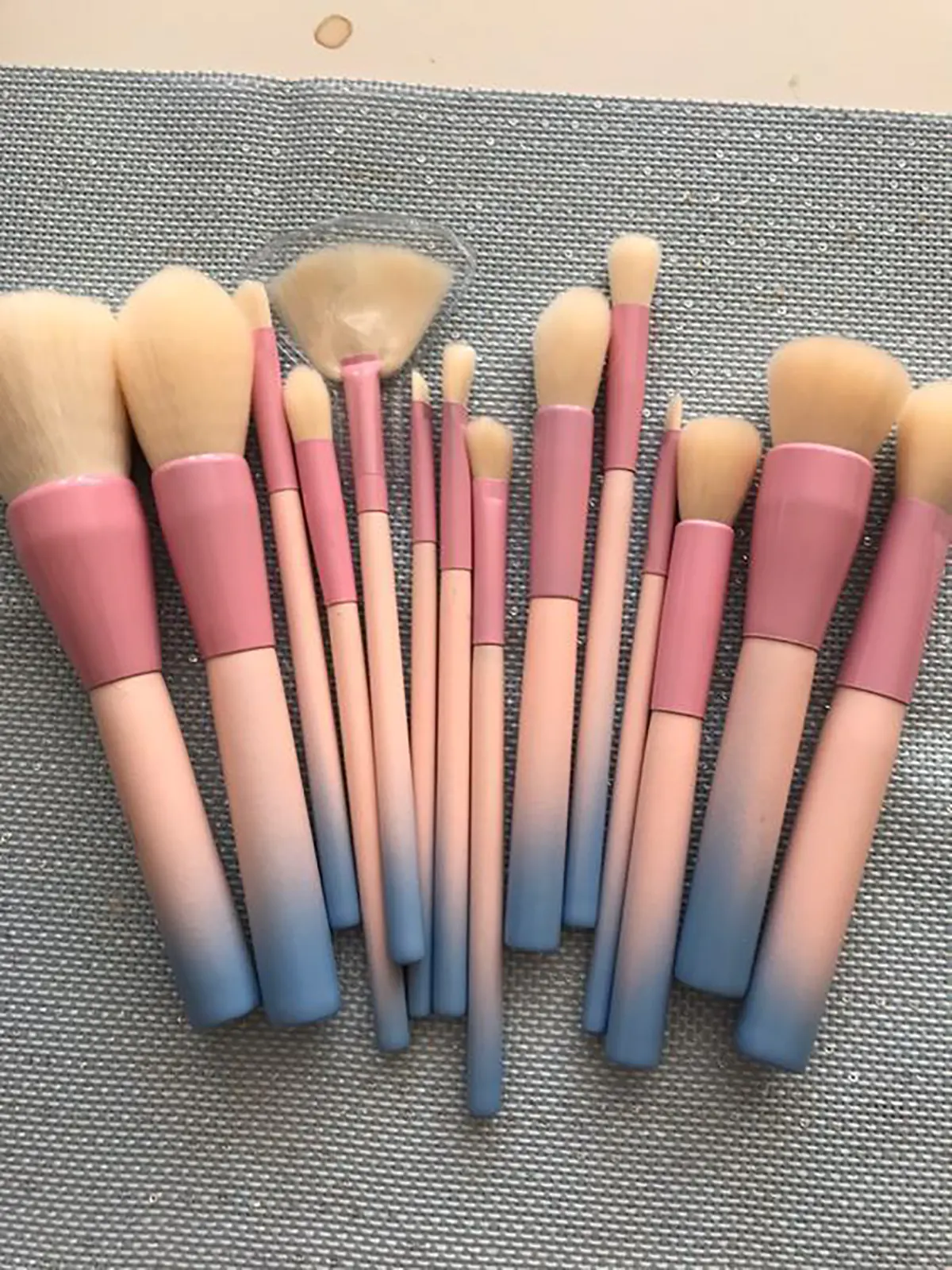براش رژگونه