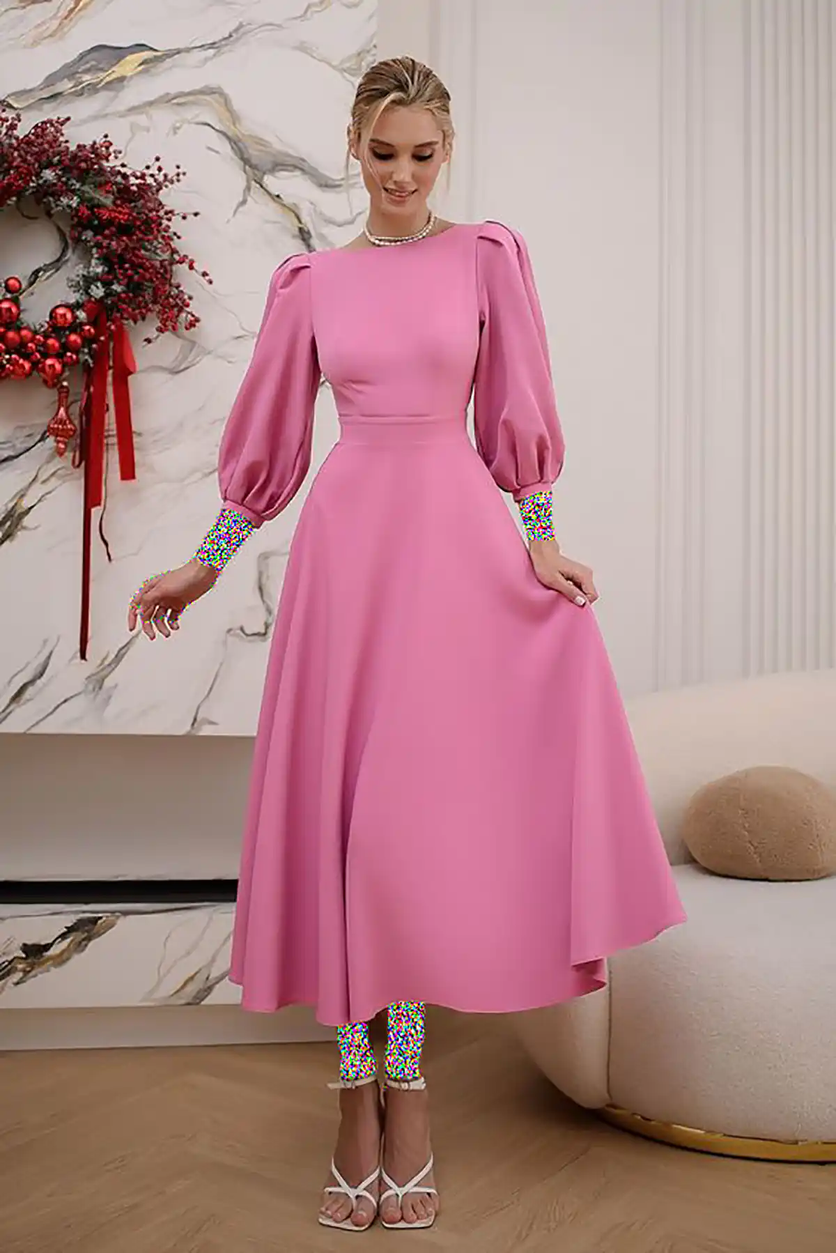 لباس مجلسی زنانه برای عروسی پوشیده
