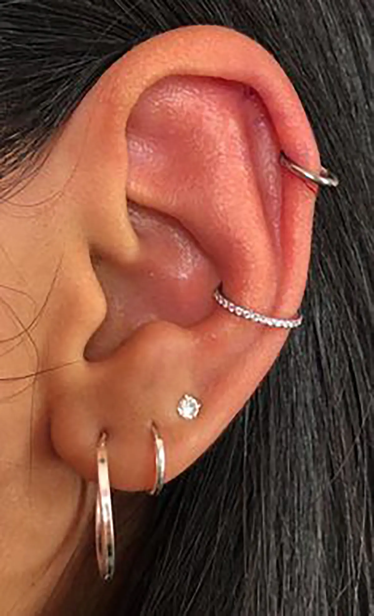 پیرسینگ گوش زنانه ظریف