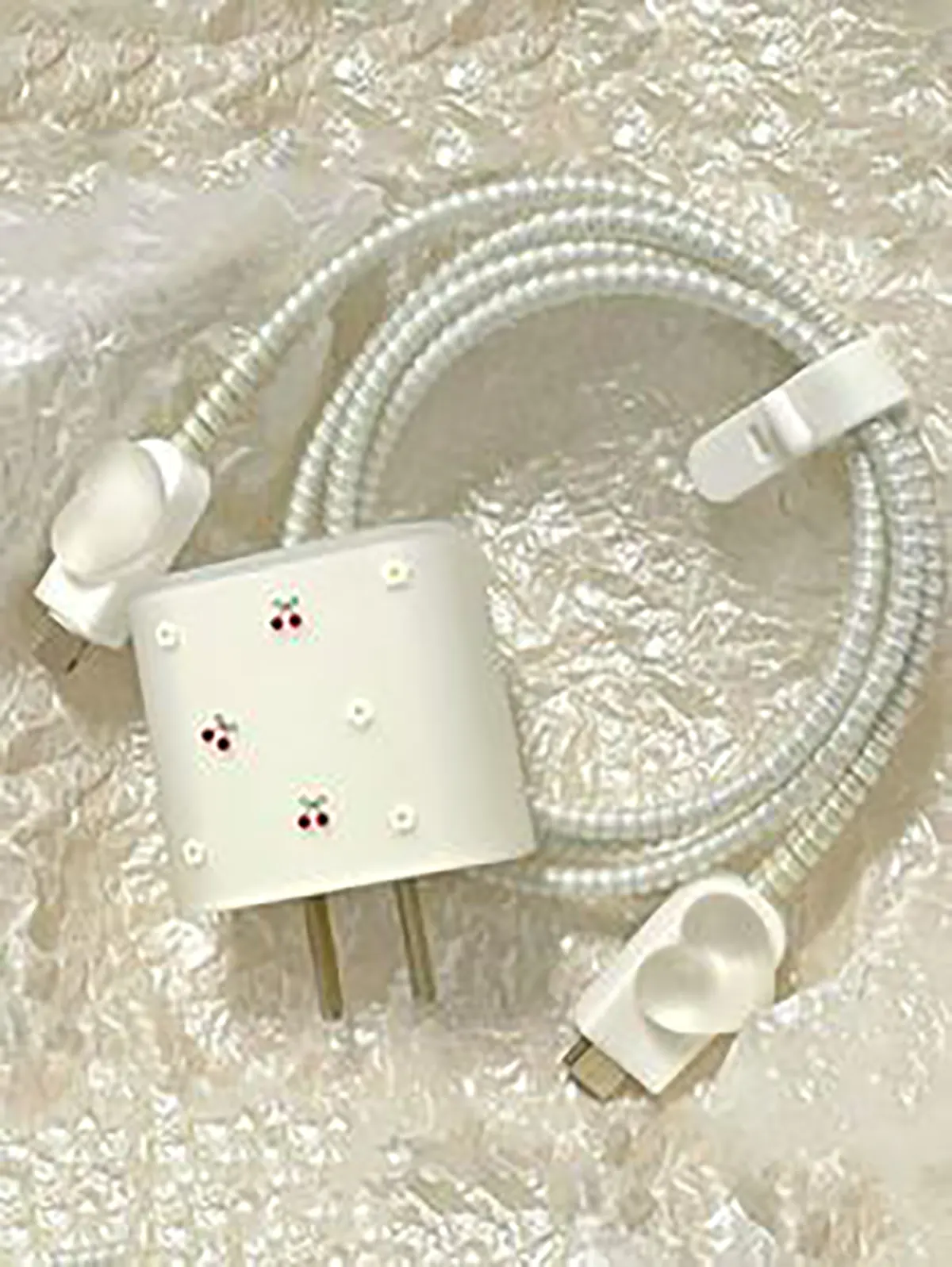 محافظ شارژر عروسکی