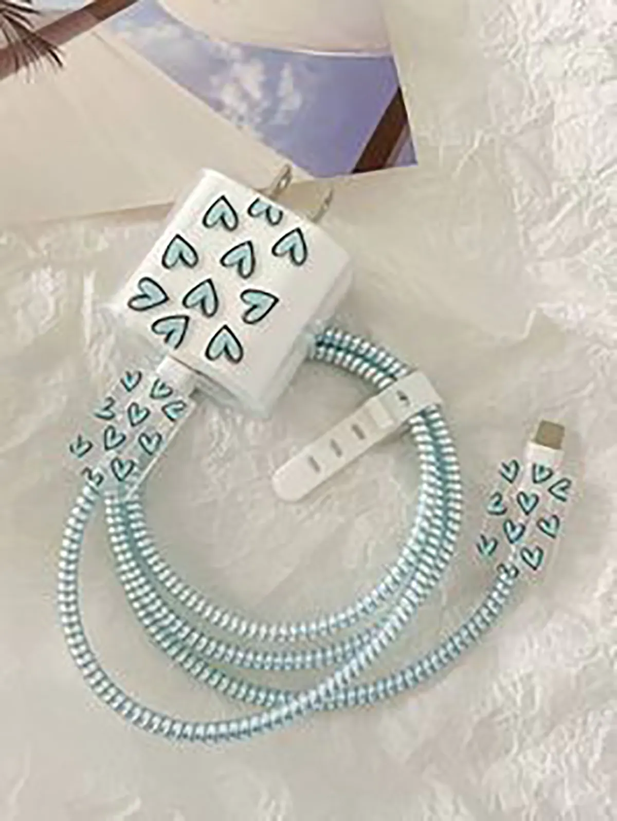 محافظ کابل شارژر دیجی کالا
