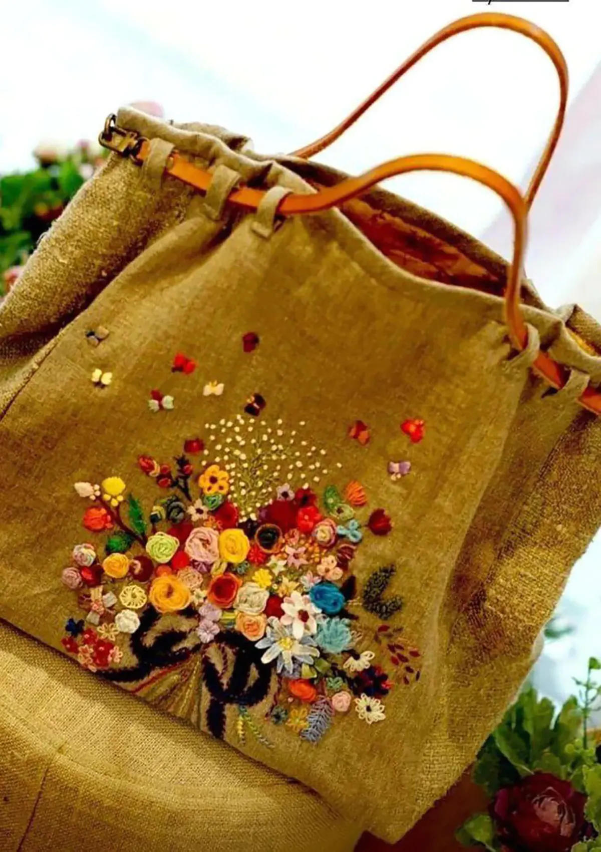 ایده گلدوزی روی کیف