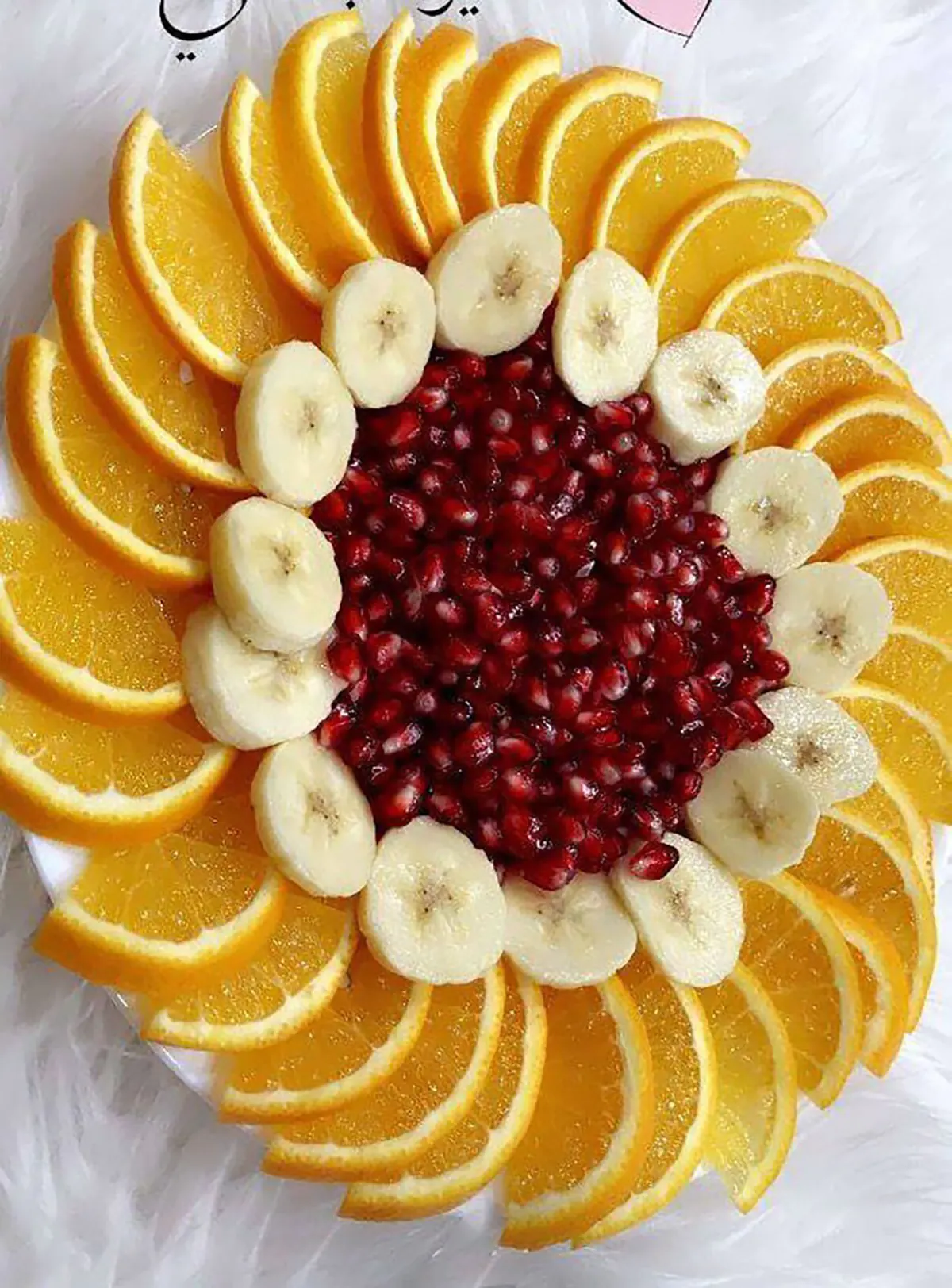 تزیین میوه برای مهمانی زیبا