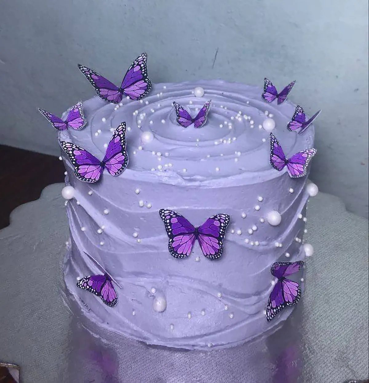 کیک پروانه ای رنگارنگ