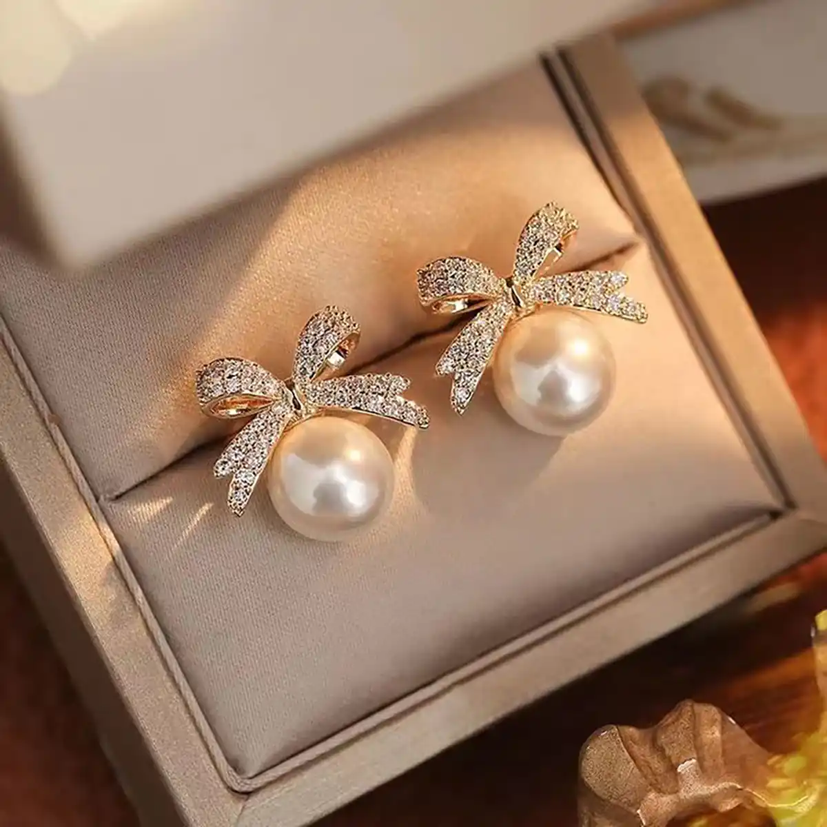 گوشواره مروارید طلا 