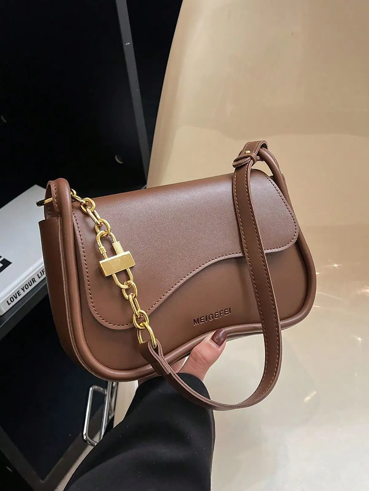 کیف چرم قهوه ای زنانه

