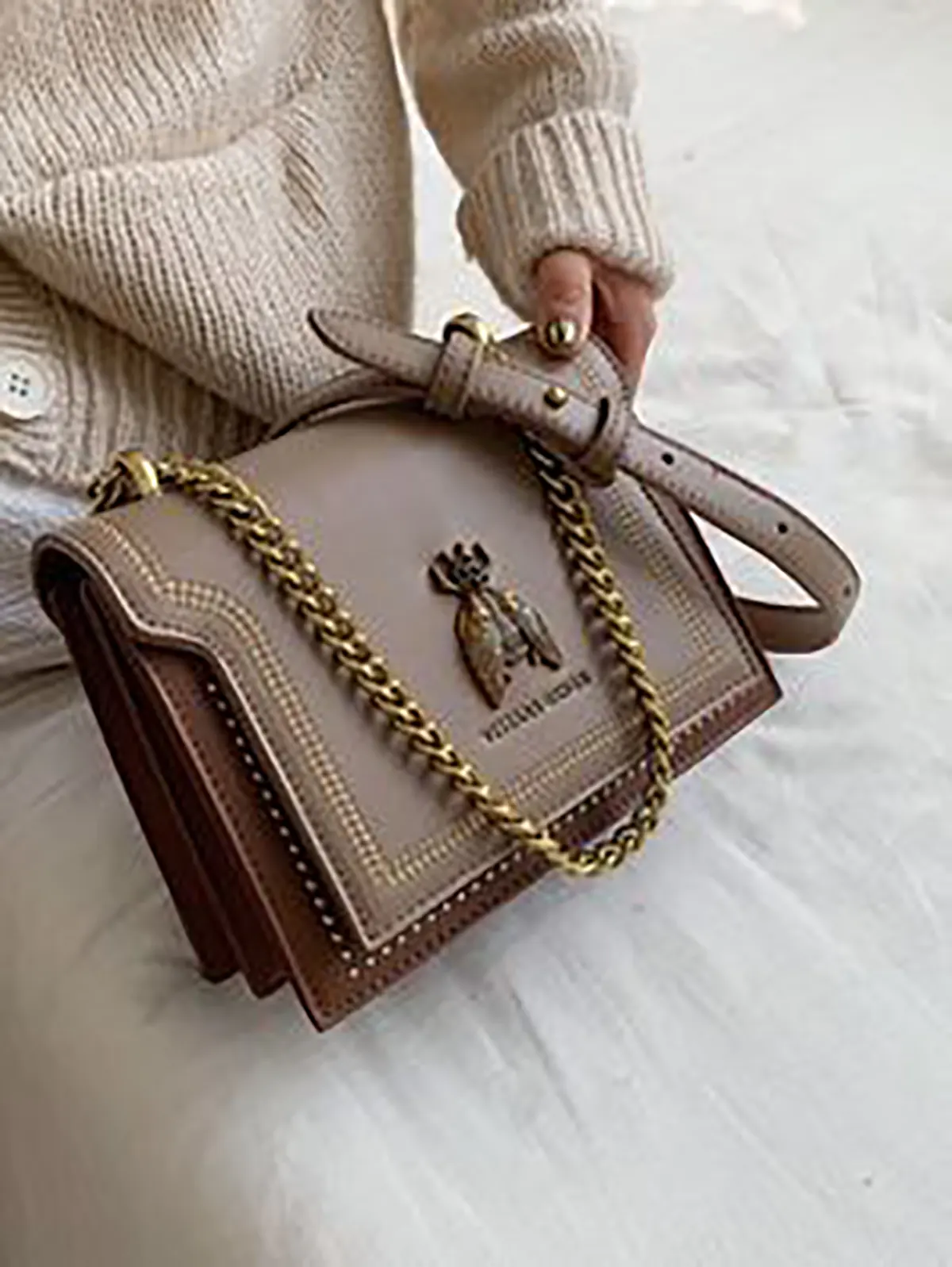 کیف قهوه ای شتری
