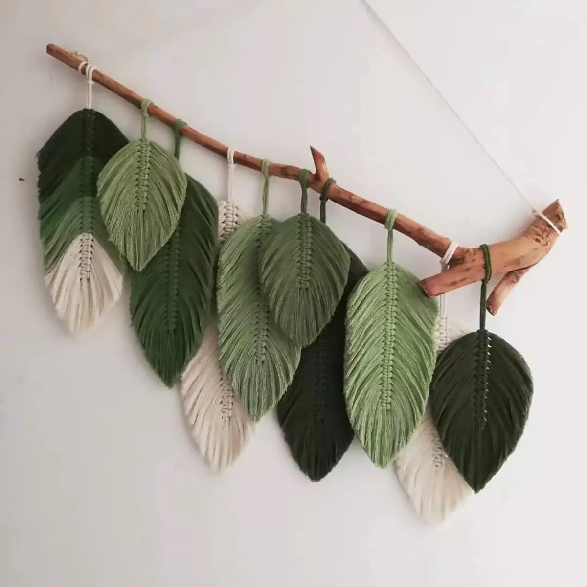 دیوارکوب مکرومه برگ
