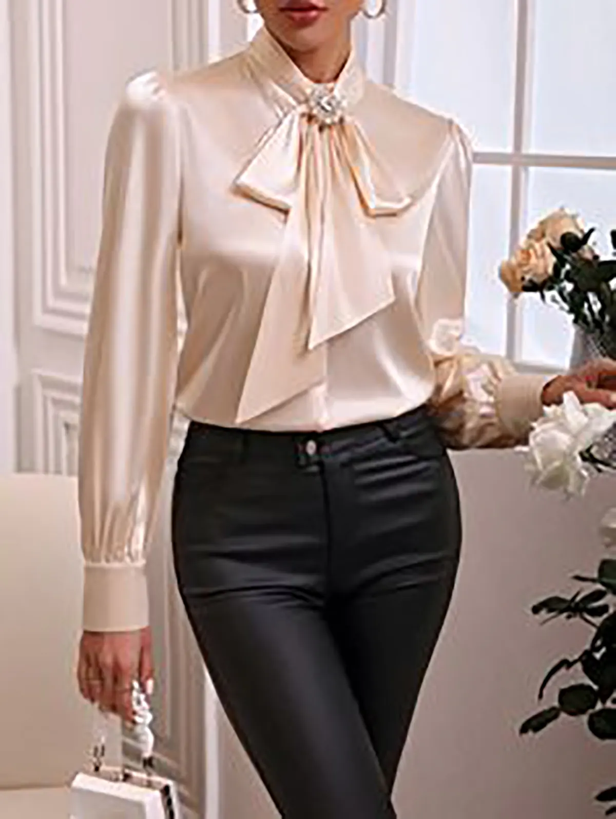 شومیز زنانه کرواتی ساده