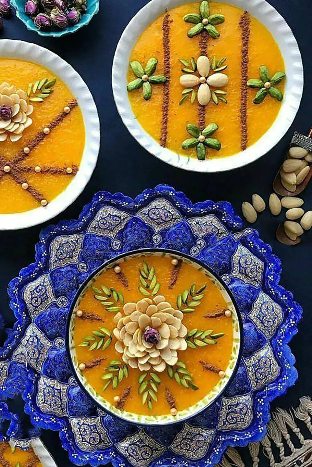 تزیین شله زرد نذری