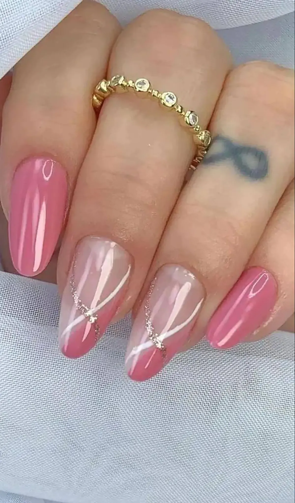 طراحی ناخن یاسی رنگ