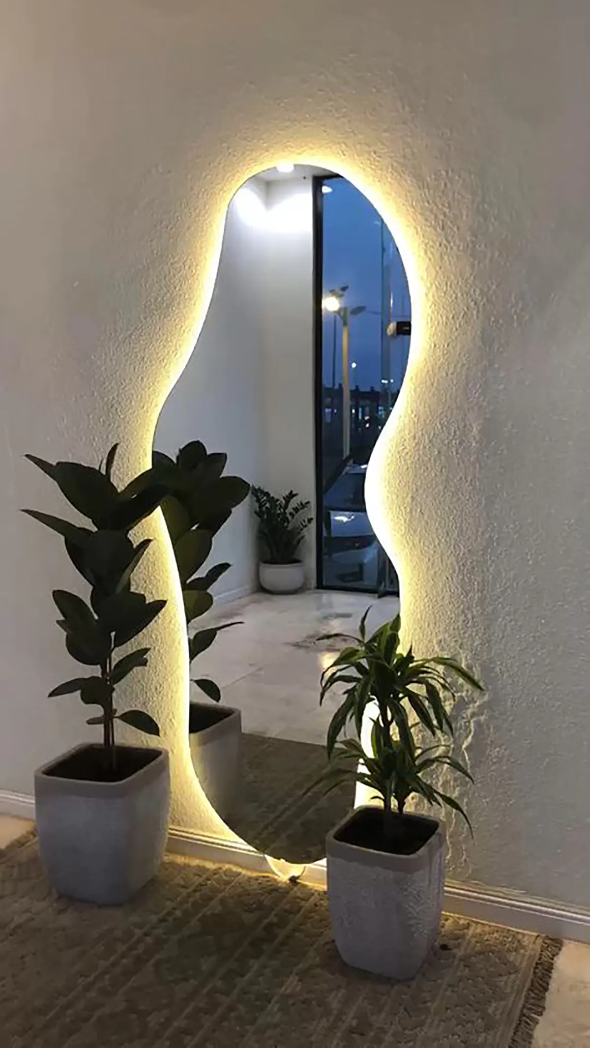 آینه قدی چوبی مدرن
