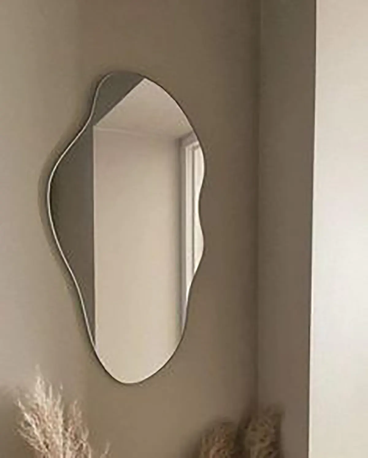 آینه دفرمه قدی