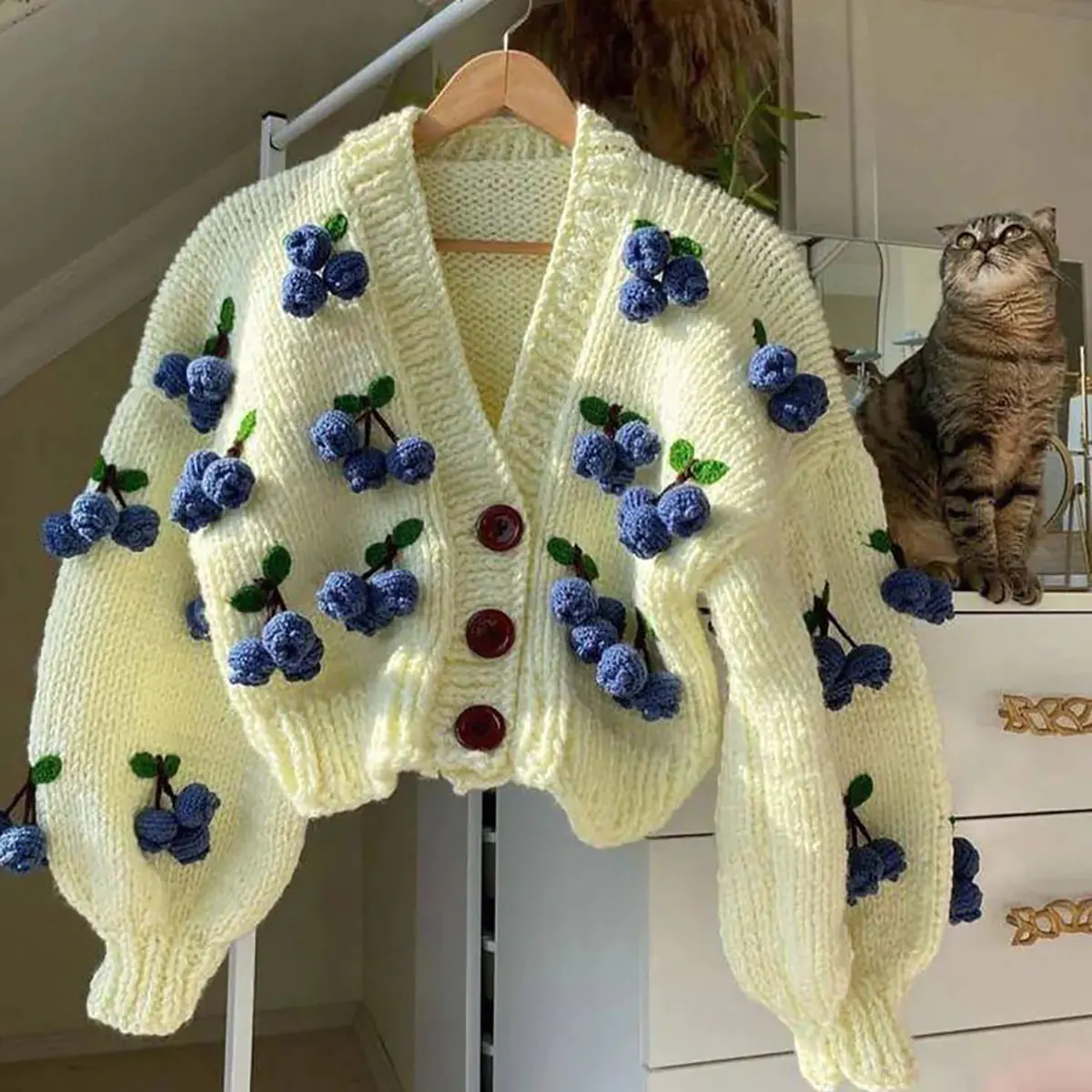 ژاکت بافتنی کوتاه دخترانه