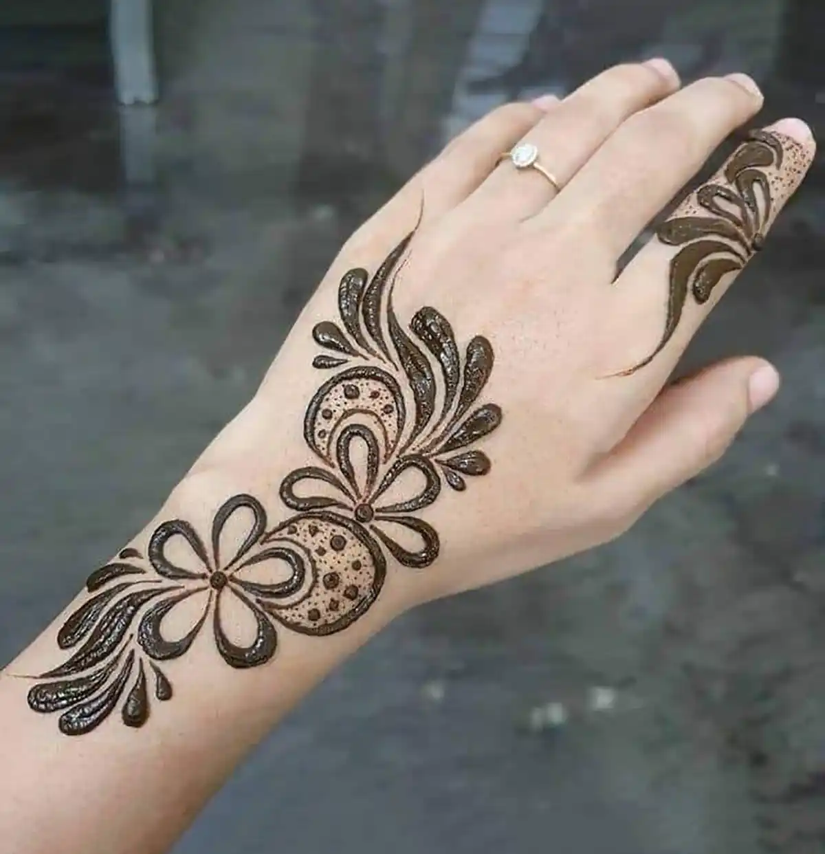 نقش خینه دخترانه 