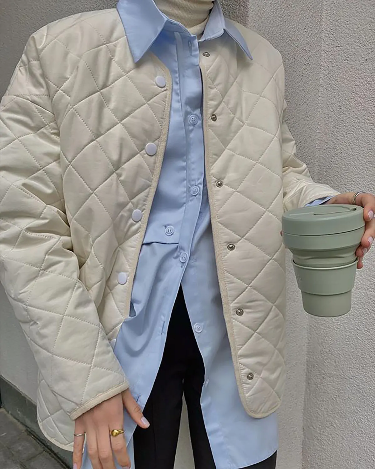 کاپشن دخترا کاپشن دخترونه پفکی کاپشن مدل fashion کاپشن سفید زنانه کافشن دخترانه سفید
