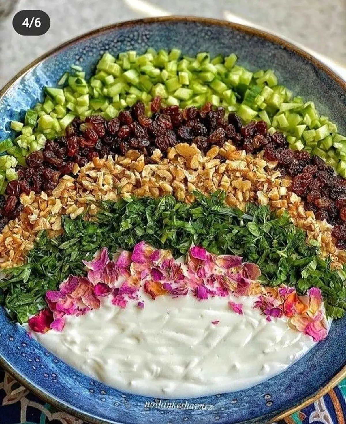تزیین ماست ساده تزیین ماست برای مهمانی تزیین ماست در کاسه های کوچک تزیین ماست با نعناع تزیین ماست برای عروس تزیین ماست و خیار برای مهمانی تزیین ماست و خیار با گردو تزیین ماست و خیار در اینستاگرام