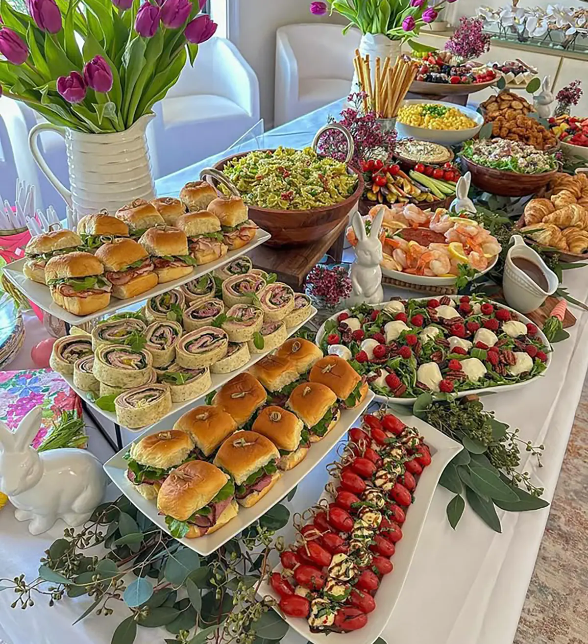 سفره هفت سین ساده و شیک تزیین سفره هفت سین سفره عید سفره هفت سین ۱۴۰۳ سفره هفت سین لاکچری