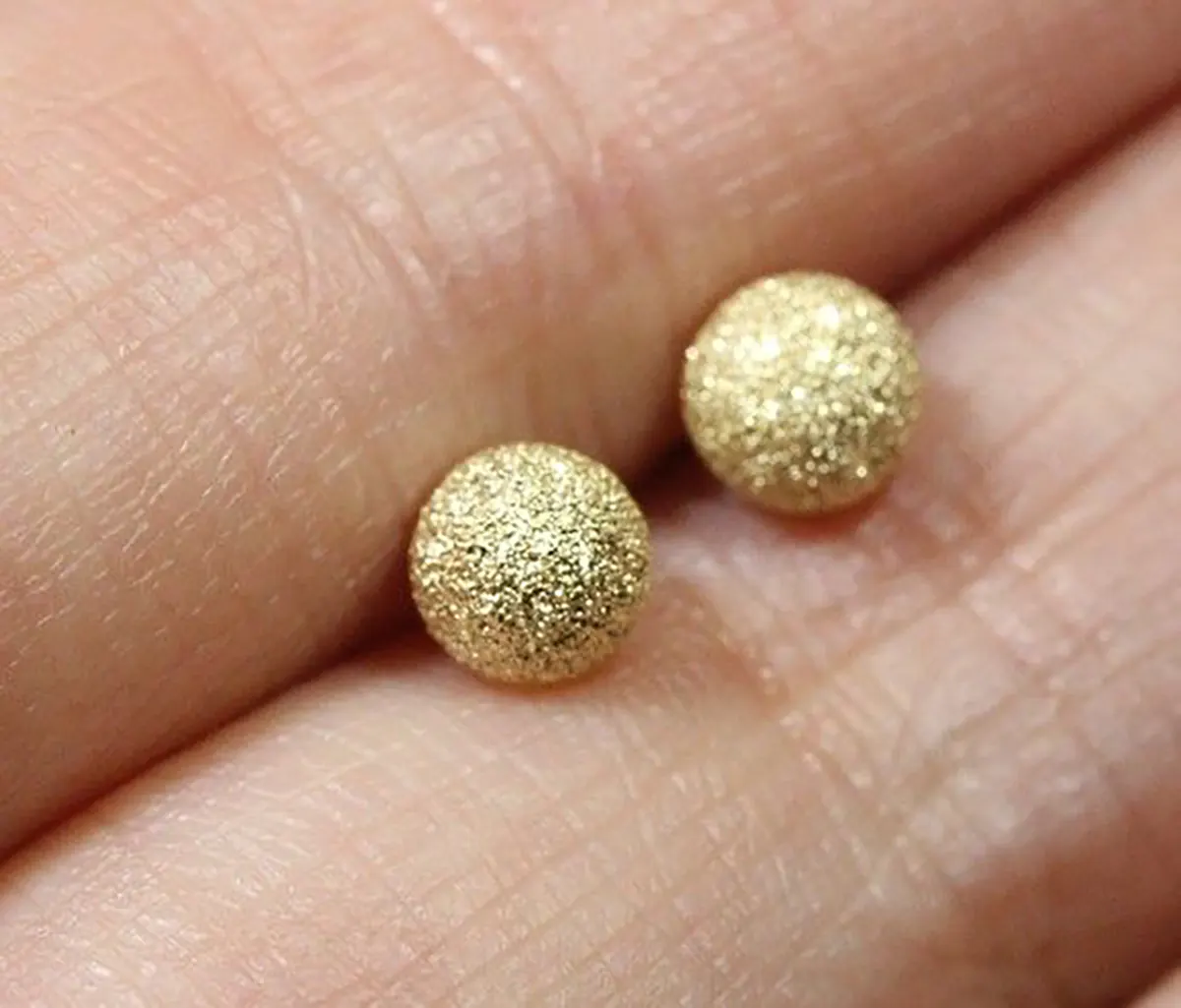گوشواره میخی طلا دیجی کالا گوشواره میخی نگینی گوشواره طلا بچه گانه گوشواره بخیه ای طلا لیست قیمت گوشواره طلا گوشواره آویز طلا گوشواره میخی کوچک طلا گوشواره حلقه ای