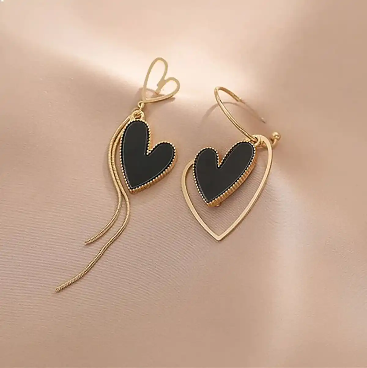 گوشواره حلقه ای طلا
گوشواره طلا جدید
گوشواره میخی
گوشواره میخی طلا
گوشواره طلا بچه گانه
گوشواره طلا ظریف
