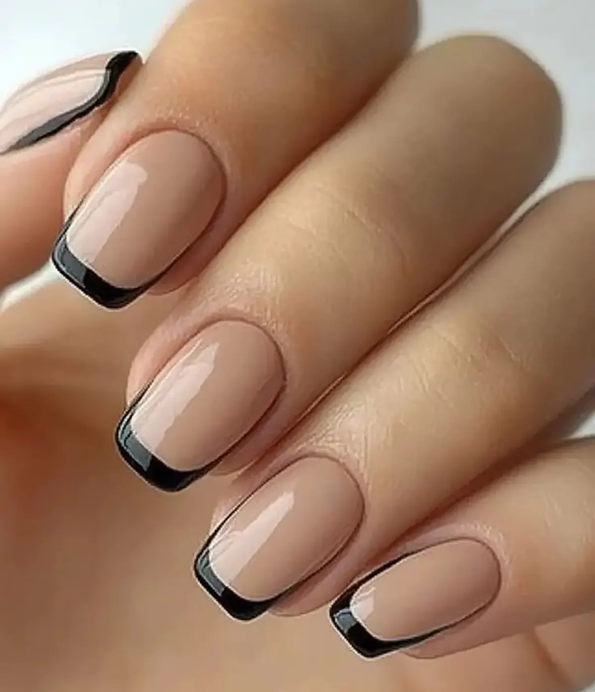 طرح ناخن مشکی خفن طرح ناخن فرنچ مشکی طرح ناخن مشکی طلایی طرح ناخن مشکی دخترانه فرنچ مشکی نقره ای فرنچ مشکی ساده کاشت ناخن مشکی طرح دار طرح ناخن مشکی مات