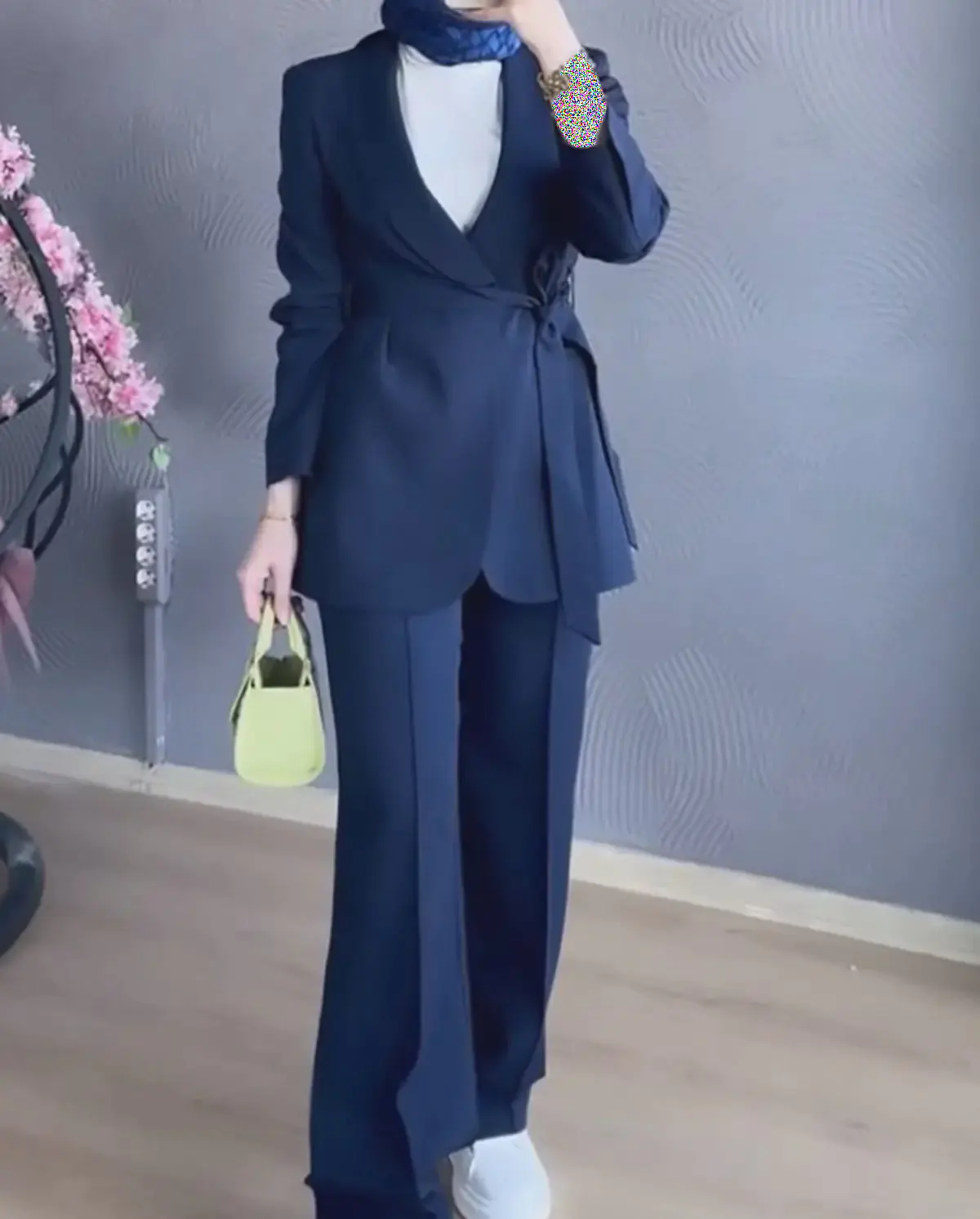 کت و شلوار زنانه مجلسی برای عروسی کت و شلوار زنانه مجلسی شیک مرکز خرید کت و شلوار زنانه در تهران مزون کت و شلوار زنانه در تهران اینستاگرام کت و شلوار زنانه رسمی کت شلوار دخترانه شیک قیمت کت و شلوار زنانه مجلسی کت و شلوار زنانه شانزلیزه