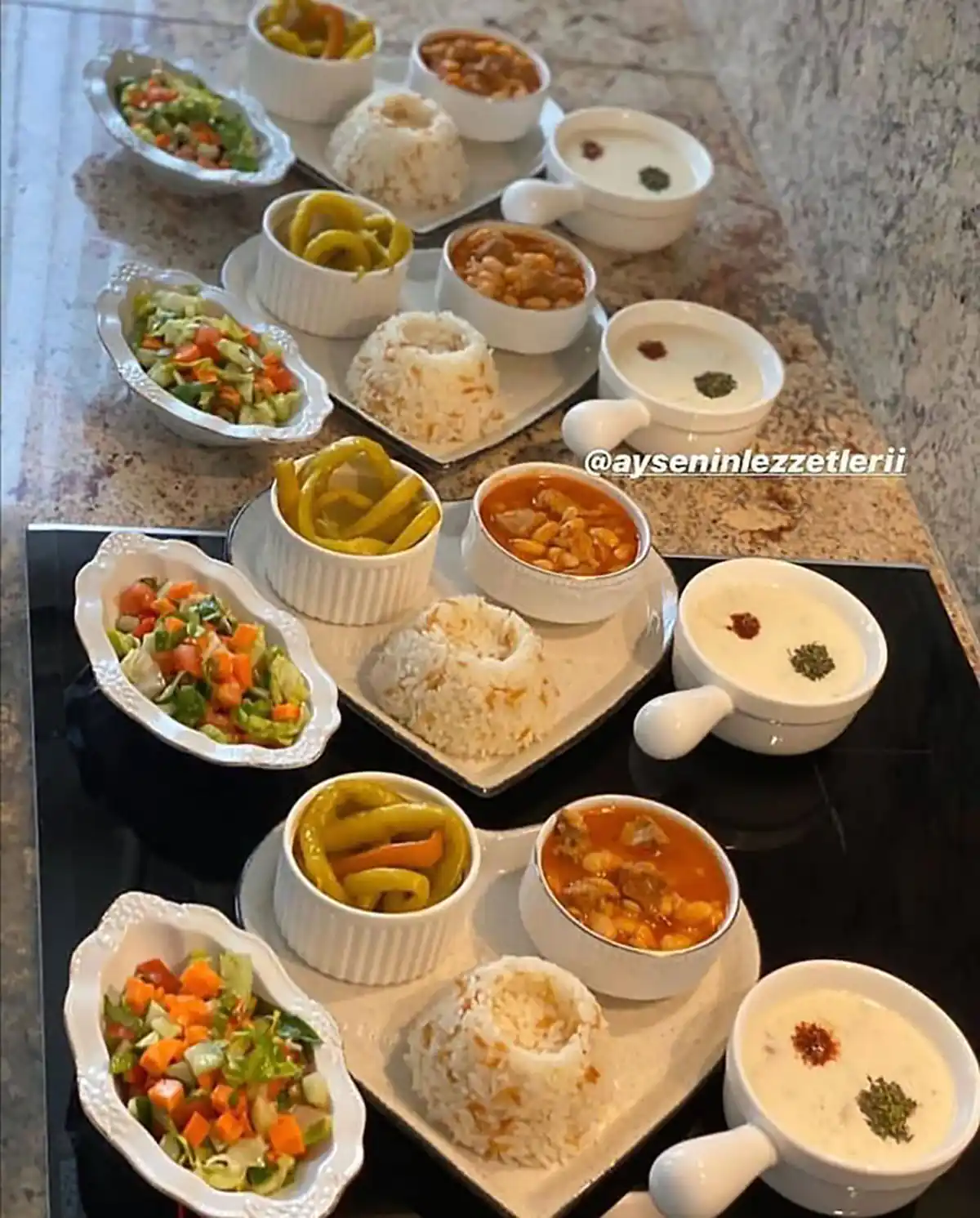 چیدمان غذا شیک
