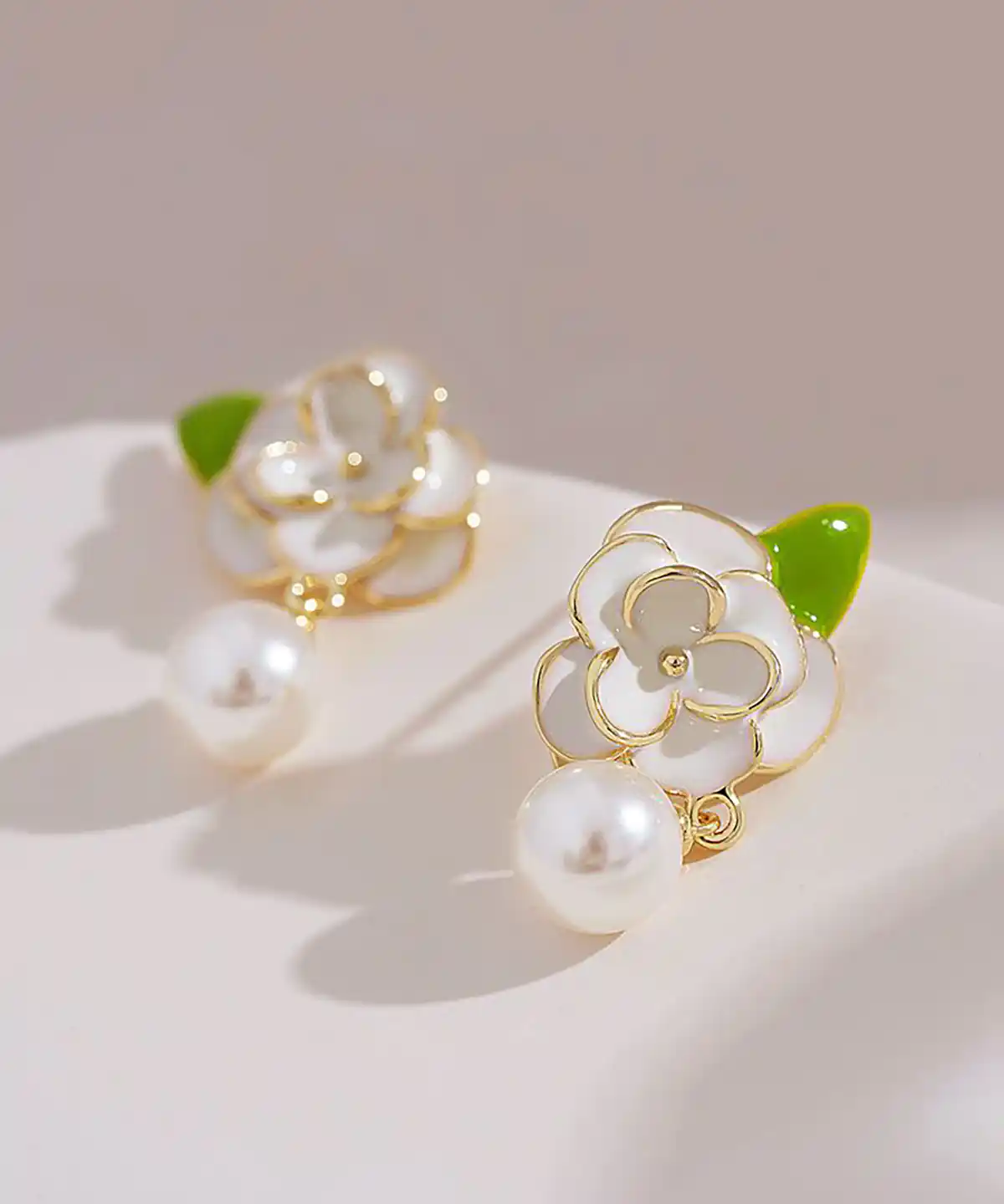 گوشواره حلقه ای آویزدار
گوشواره حلقه ای کوچک طلا
گوشواره میخی طلا دیجی کالا
گوشواره حلقه ای طلا
گوشواره حلقه ای ساده
گوشواره حلقه ای استیل
