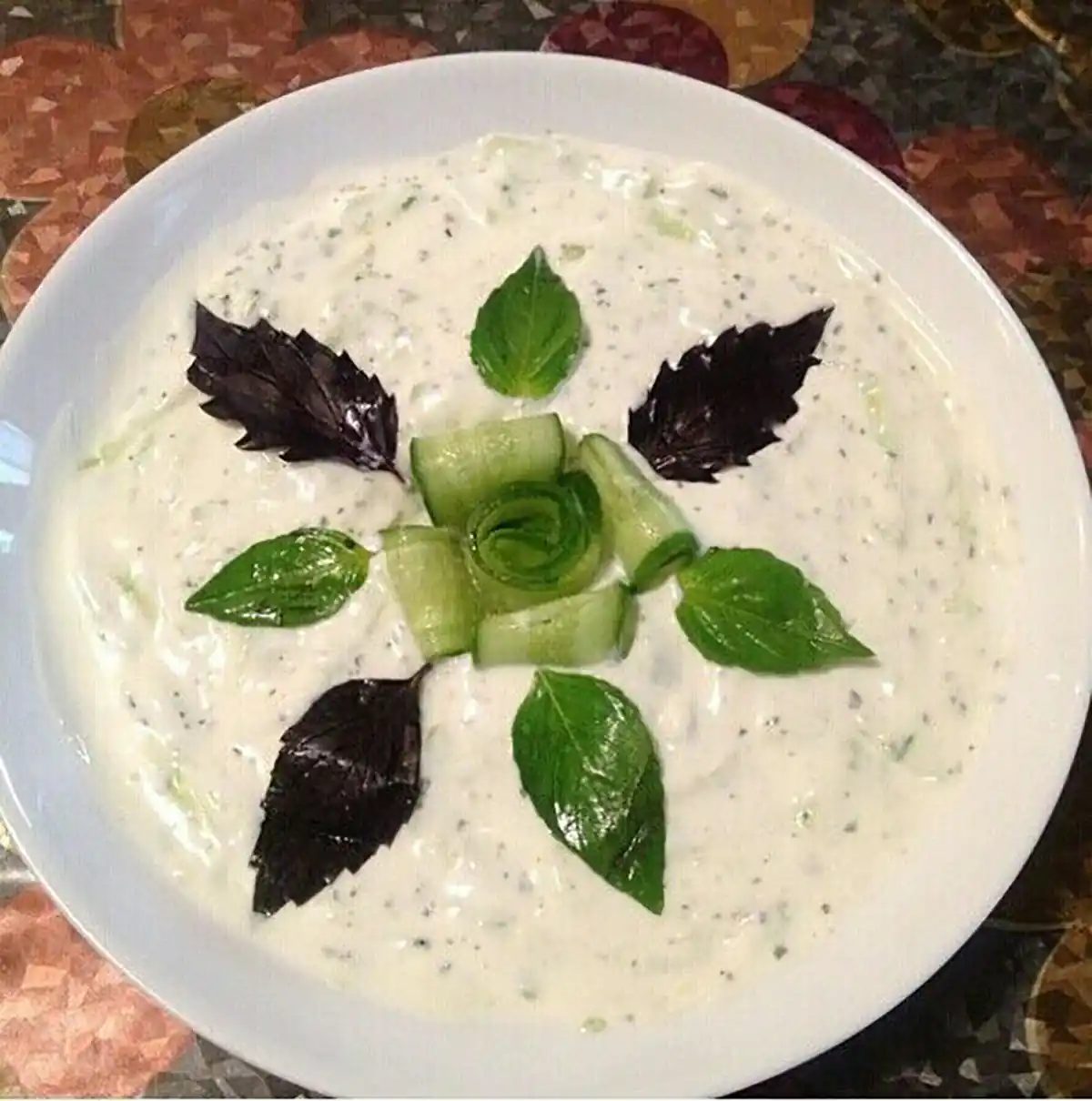 
ماست و خیار مجلسی
تزیین سالاد
تزیین سالاد کاهو
تزیین سالاد شیرازی
انواع ماست برای مهمانی
تزیین ماست موسیر